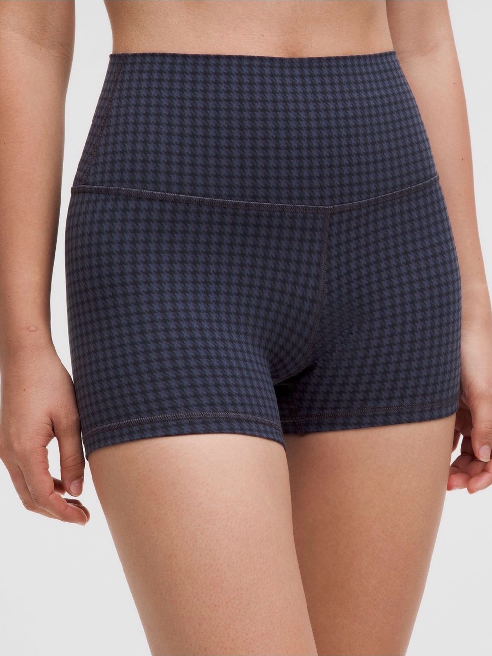 lululemon athletica High-Rise Houndstooth Bike Shorts — Navy/Black 4” - Size 12 - Picture 2 of 4